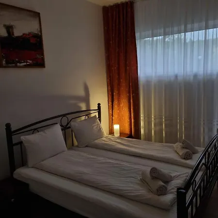 Hotel Randunica 2*